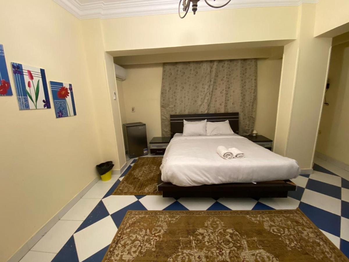 Pyramita Hotel Ghatati Экстерьер фото