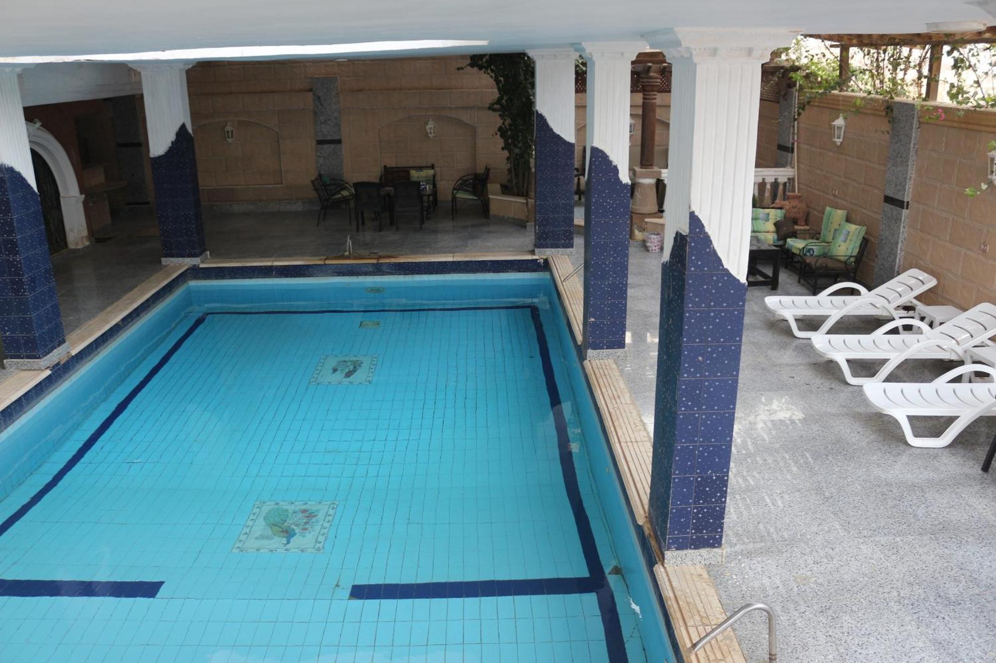 Pyramita Hotel Ghatati Экстерьер фото