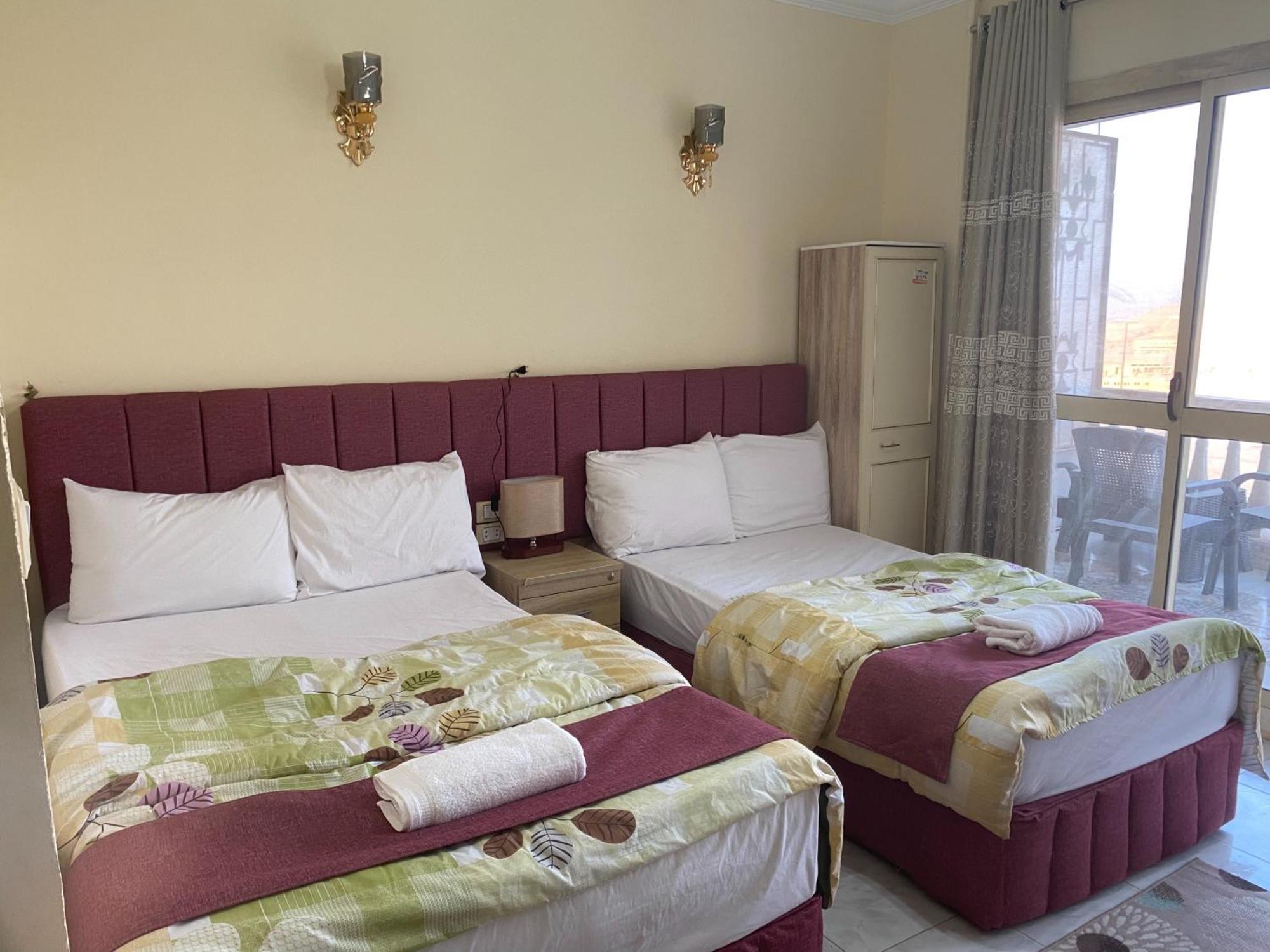 Pyramita Hotel Ghatati Экстерьер фото